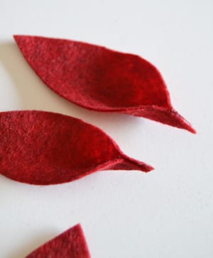 Glue Felt Poinsettia Ends