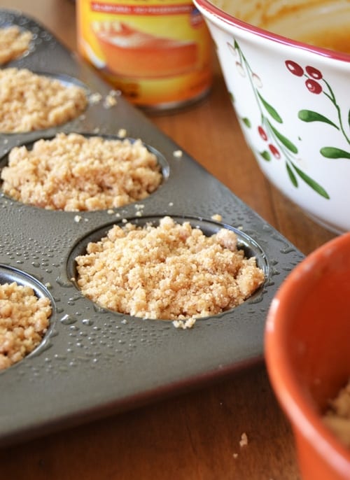 Pumpkin Streusel Muffins