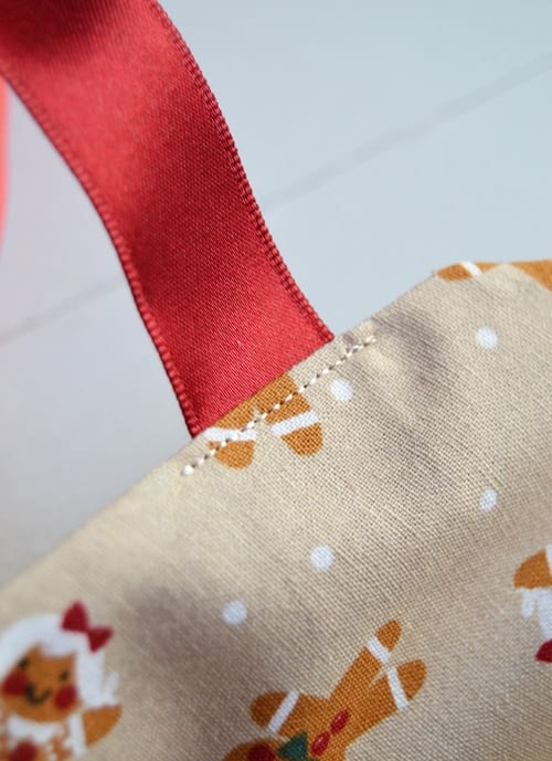 How to sew ties into a simple apron.