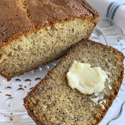 You are currently viewing A Simple Banana Bread Recipe