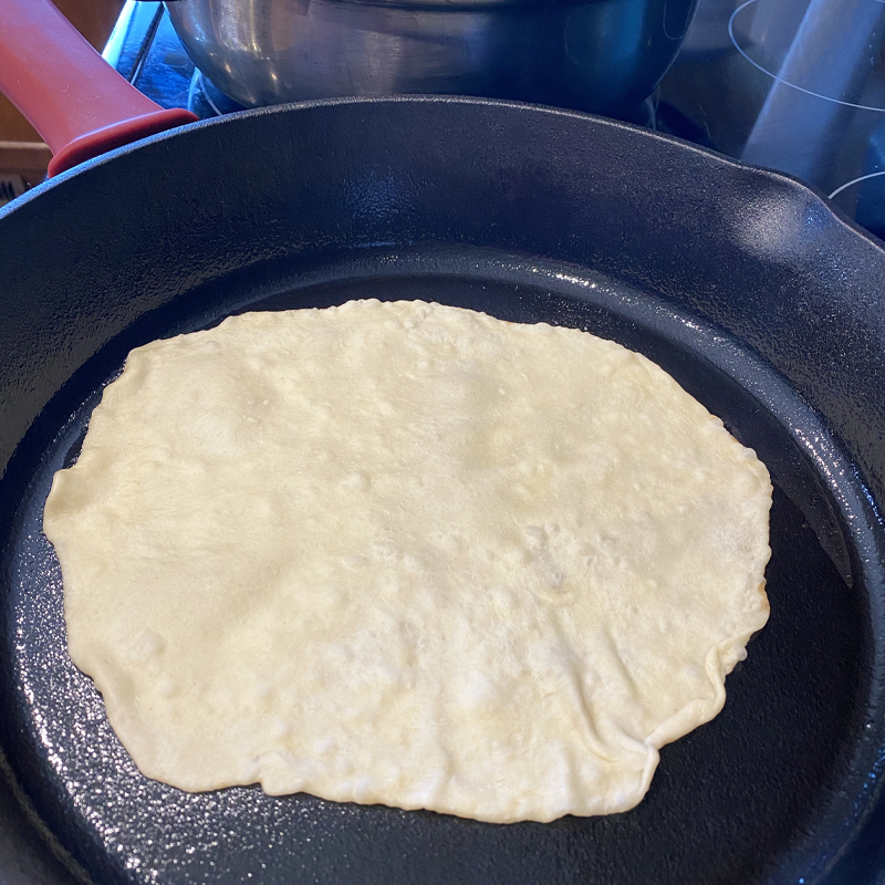You are currently viewing Easy Homemade White Flour Tortillas