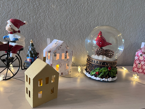Make Christmas Paper Houses and Ornaments 1 Paper House Display