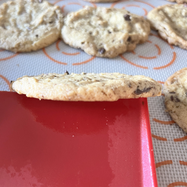 Thin and Crispy Chocolate Chip Cookies 8