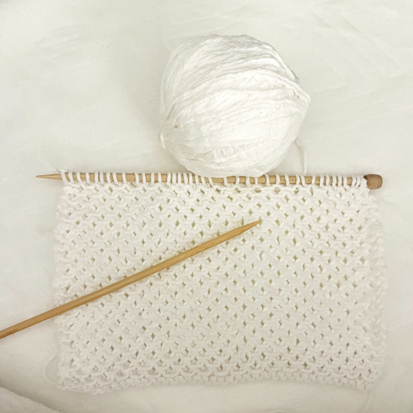 How to Knit an Easy Chinese Wave Washcloth Pattern - Video 1 how to stitch Chinese wave pattern
