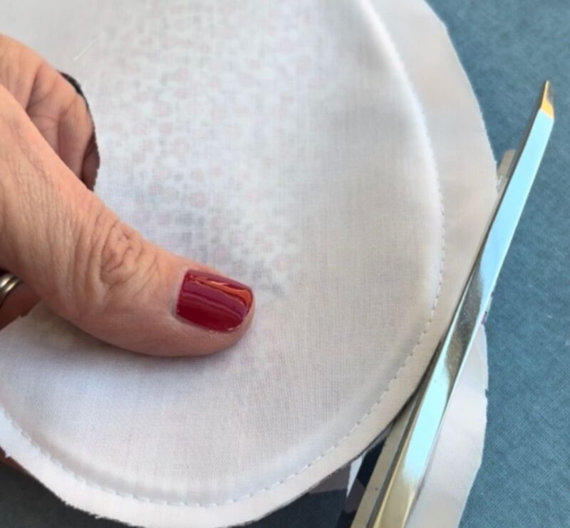 How to Sew a Child's Dress Collar with Piping 8